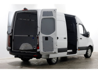 51310853-mercedes-benz-sprinter-11