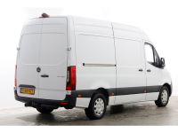 51310853-mercedes-benz-sprinter-2