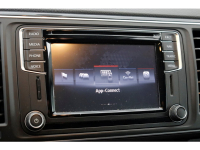 51647809-volkswagen-transporter-23