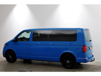 51648350-volkswagen-transporter-11