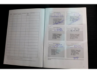 51736506-toyota-hilux-8