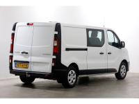 51802286-renault-trafic-2