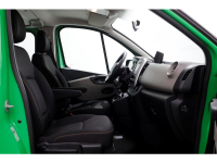 51802556-renault-trafic-7