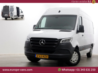 51907776-mercedes-benz-sprinter-1