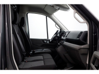 51945187-volkswagen-crafter-3