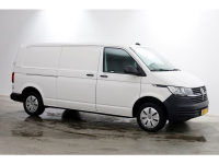 52046582-volkswagen-transporter-10